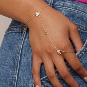 NEW "Omg, It's So Cute" Hand Chain Silver